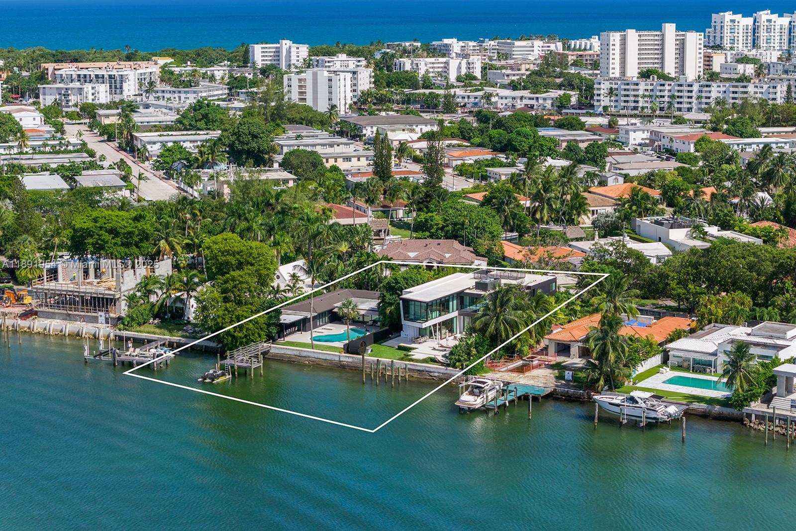 BISCAYNE POINT - Residential