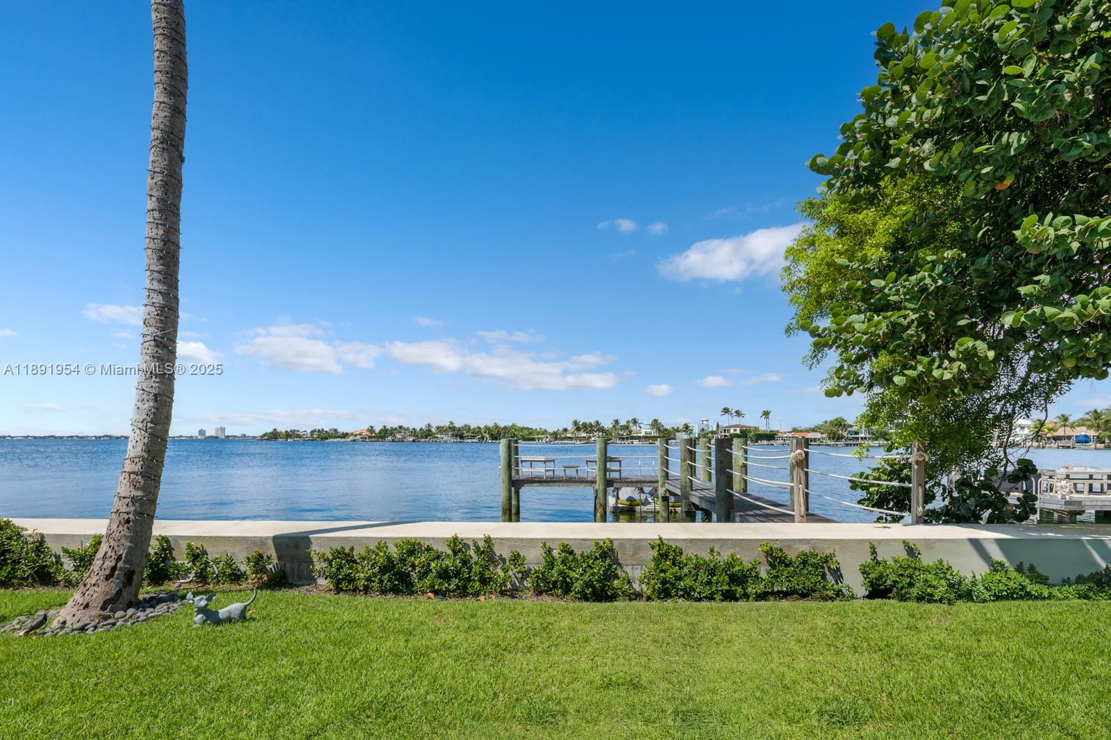 BISCAYNE POINT - Residential