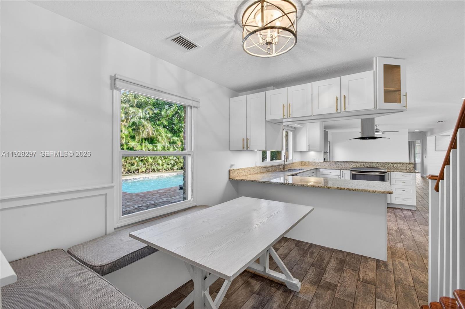 YACHT & COUNTRY CLUB OF S - Residential