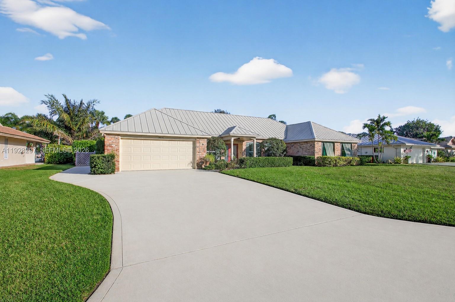 YACHT & COUNTRY CLUB OF S - Residential