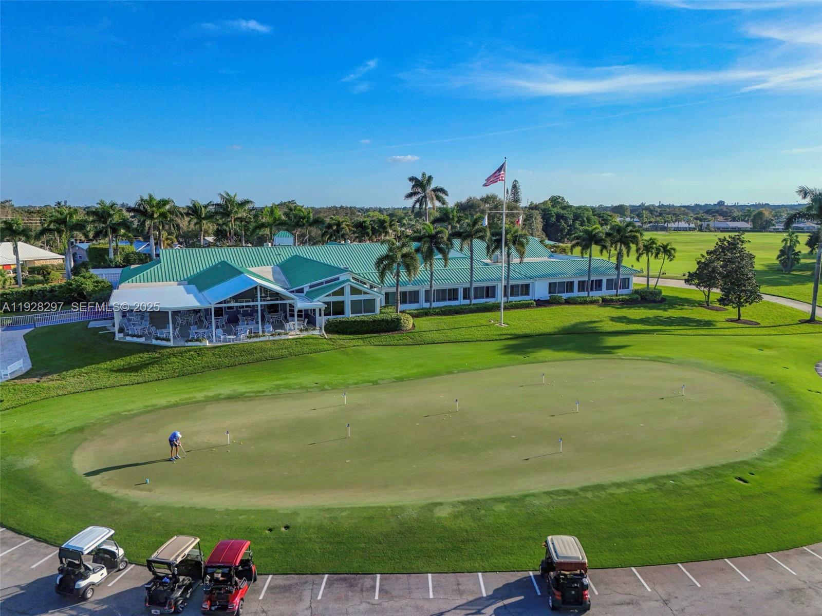 YACHT & COUNTRY CLUB OF S - Residential