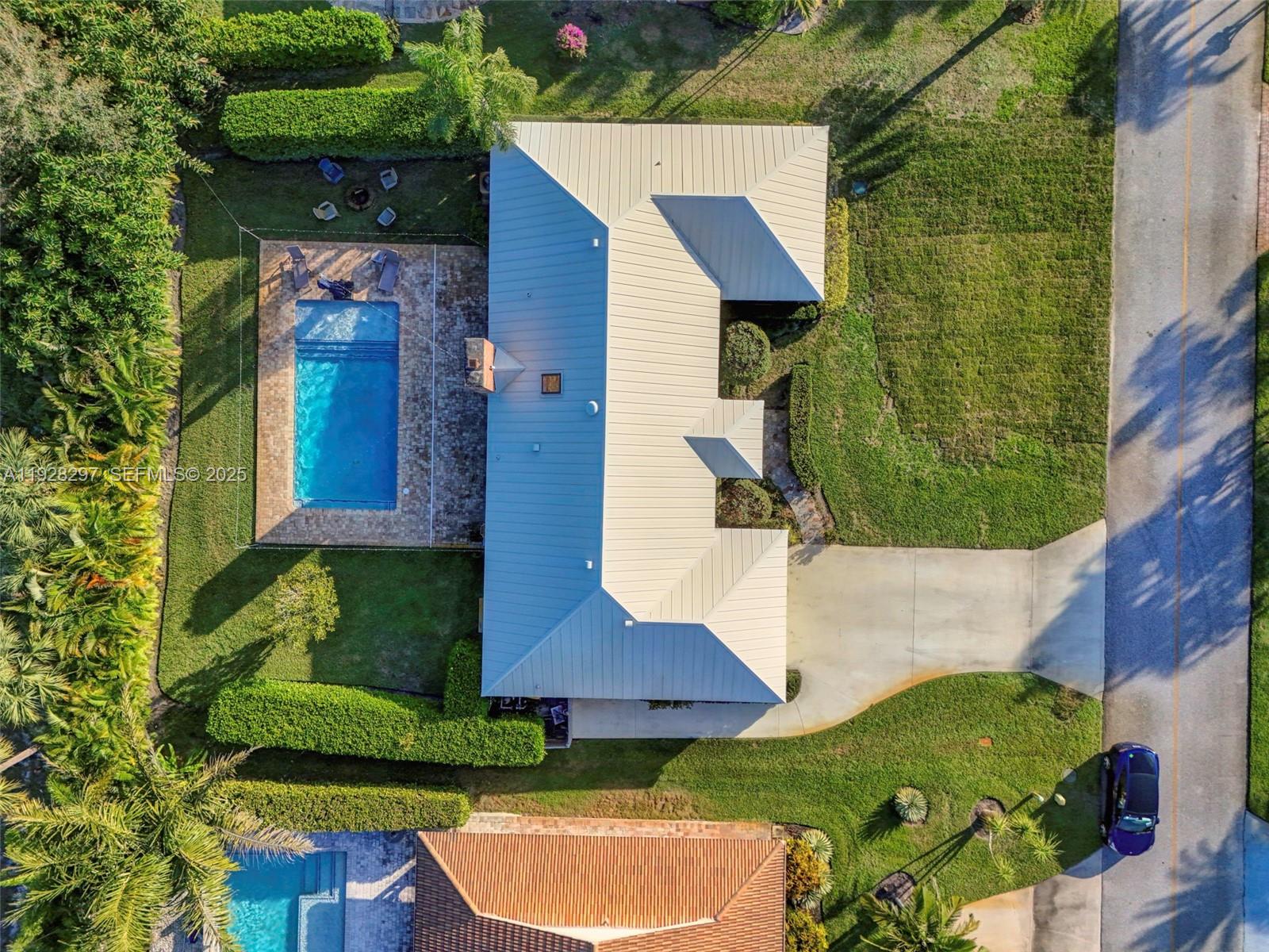 YACHT & COUNTRY CLUB OF S - Residential