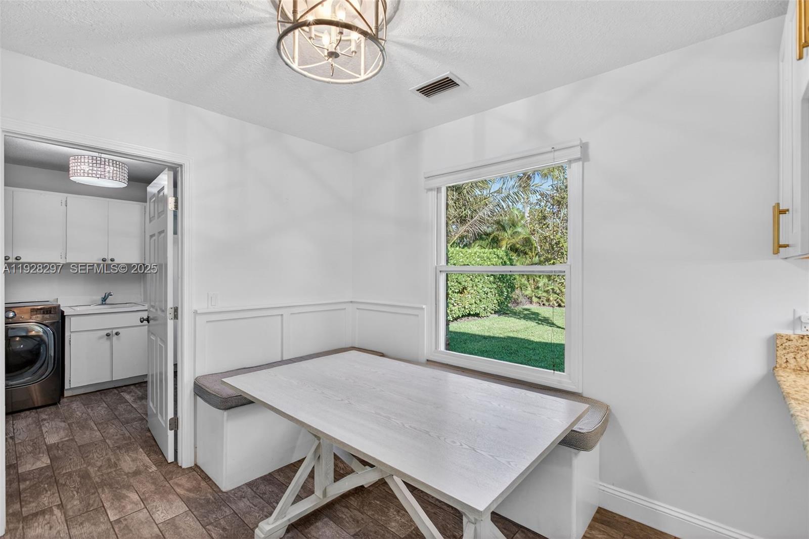 YACHT & COUNTRY CLUB OF S - Residential