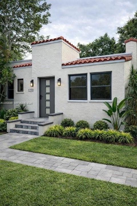 Photo of 1230 Pizarro St, Coral Gables, FL 33134 (MLS # A12002049)