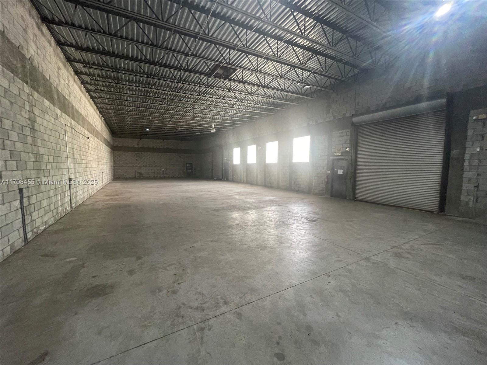 212 N Federal Hwy