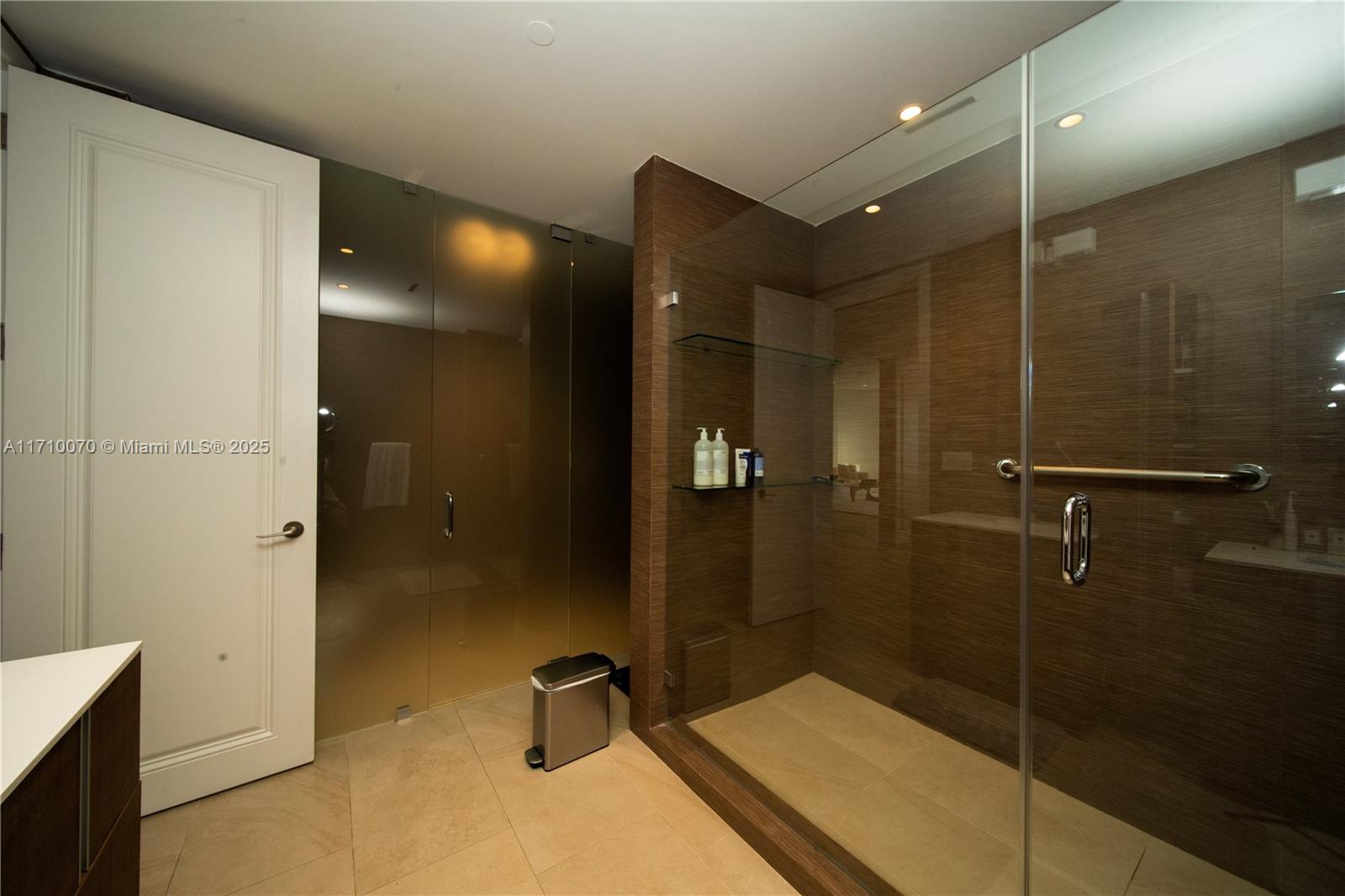 MILLENNIUM TOWER RESIDENC - Residential