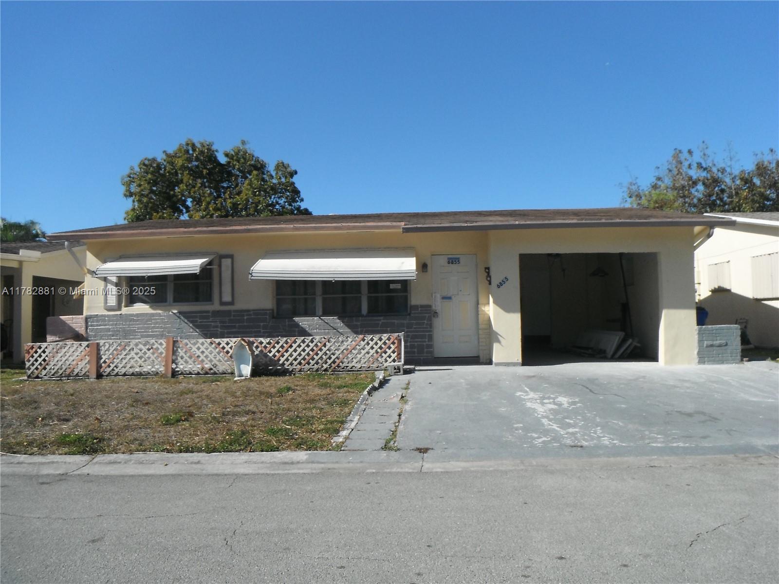 Property for Sale at 6855 Nw 9th St, Margate, Broward County, Florida - Bedrooms: 2 
Bathrooms: 1  - $197,400