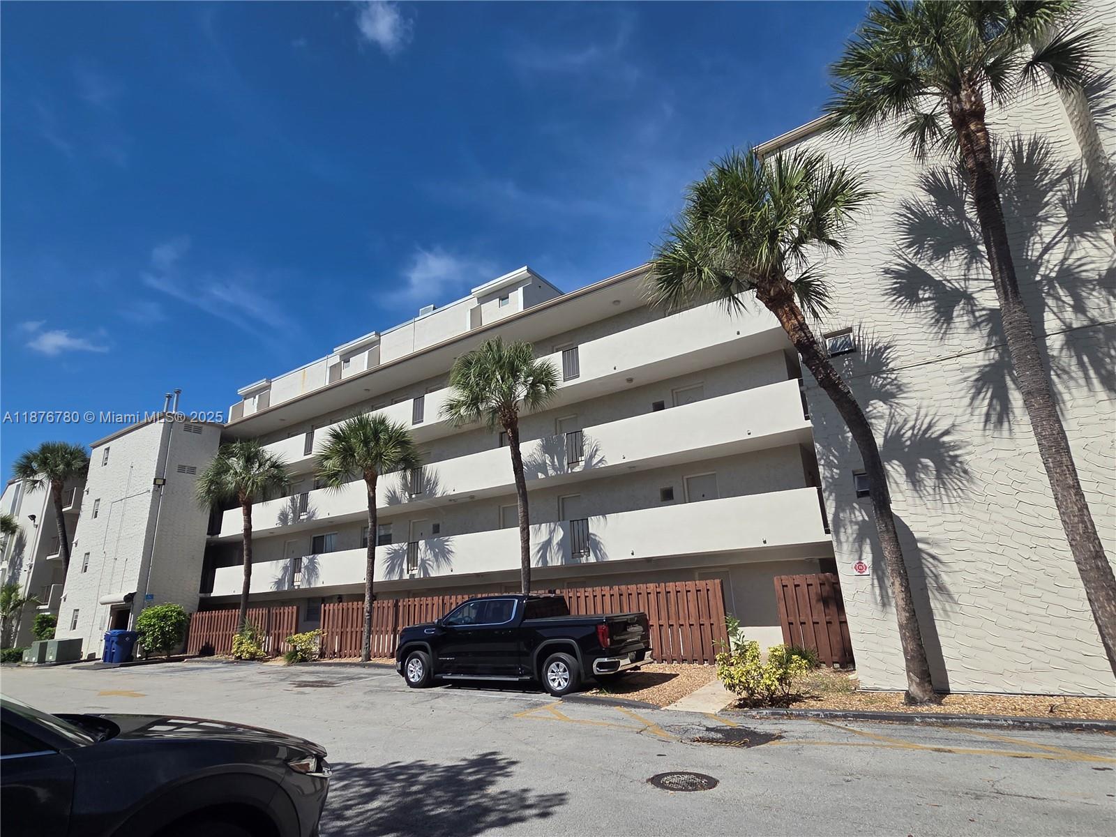 DADELAND GROVE CONDO - Residential Lease