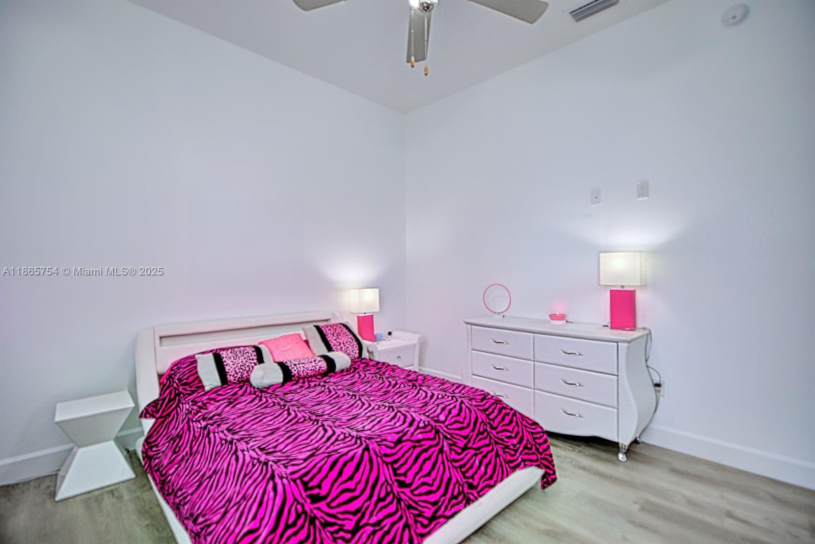 SUN N LAKES OF SEB. GOLF - Residential