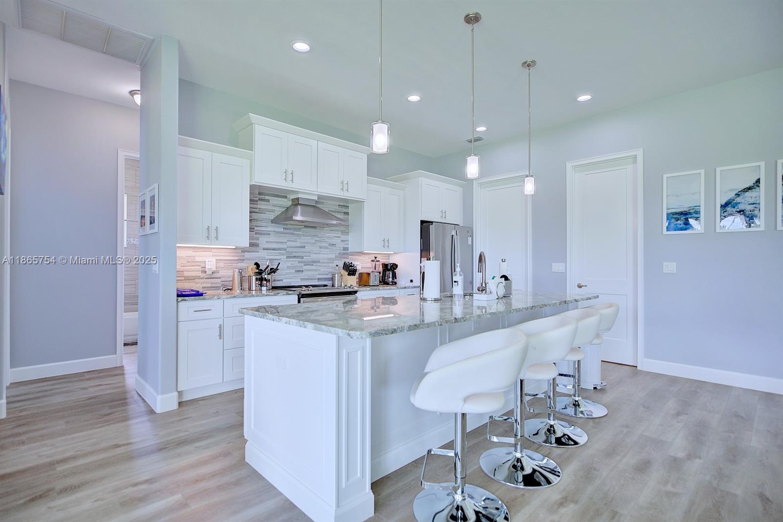 SUN N LAKES OF SEB. GOLF - Residential