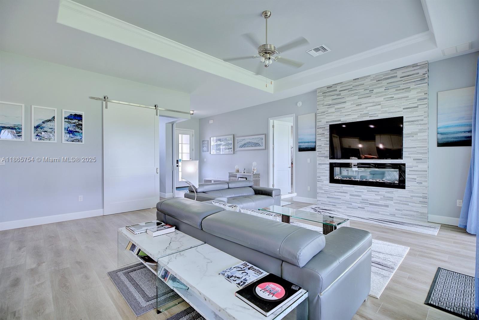 SUN N LAKES OF SEB. GOLF - Residential