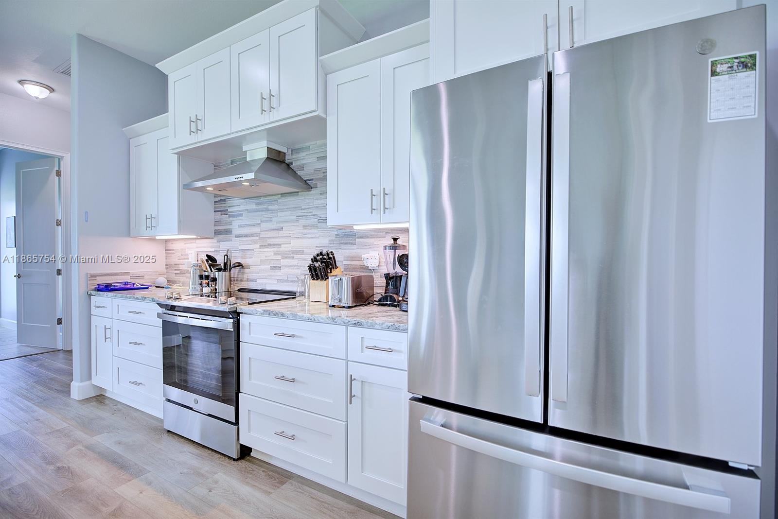 SUN N LAKES OF SEB. GOLF - Residential