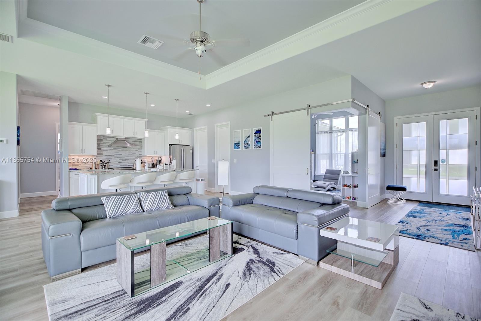 SUN N LAKES OF SEB. GOLF - Residential