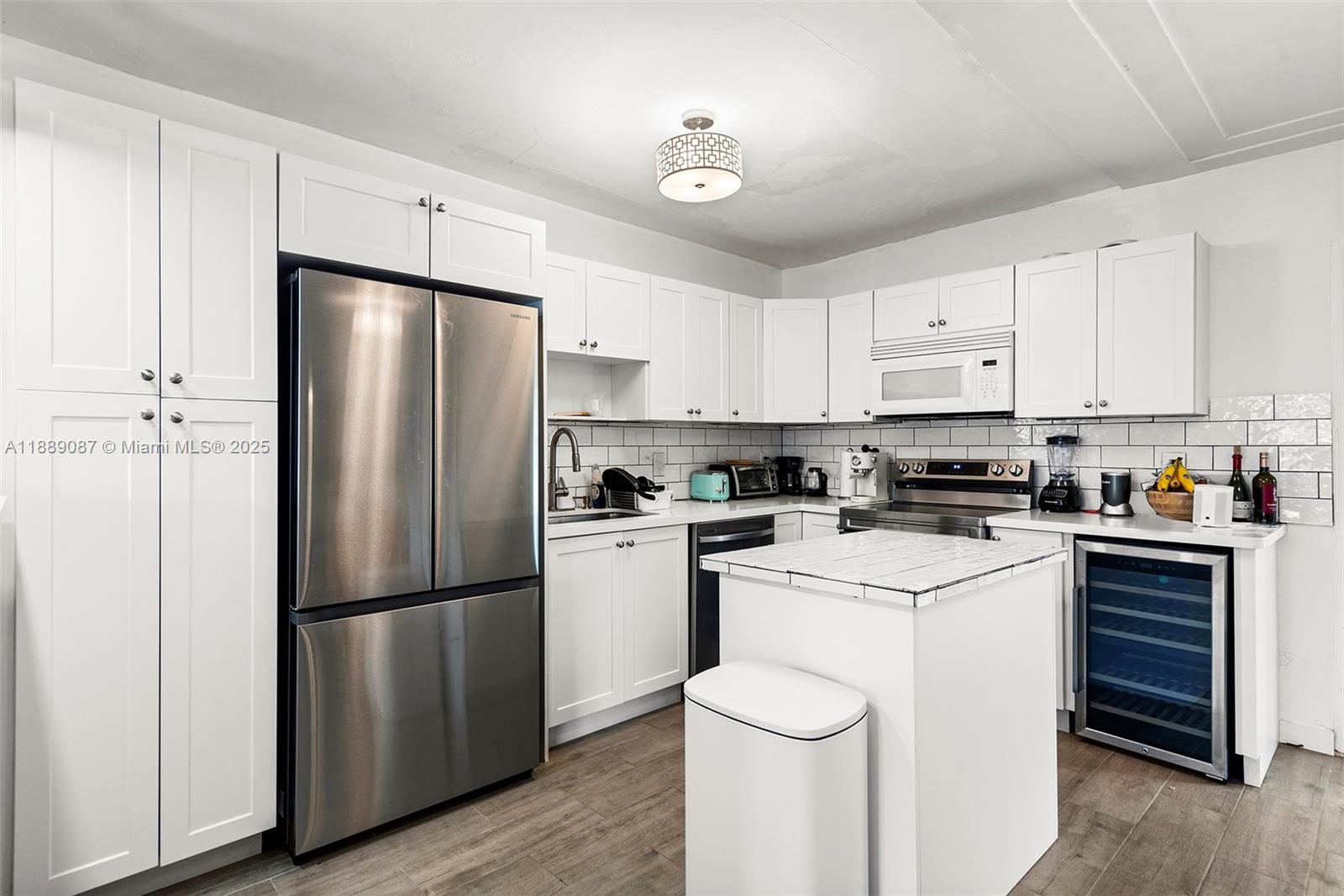 ISLE OF NORMANDY OCEAN SI - Residential Lease