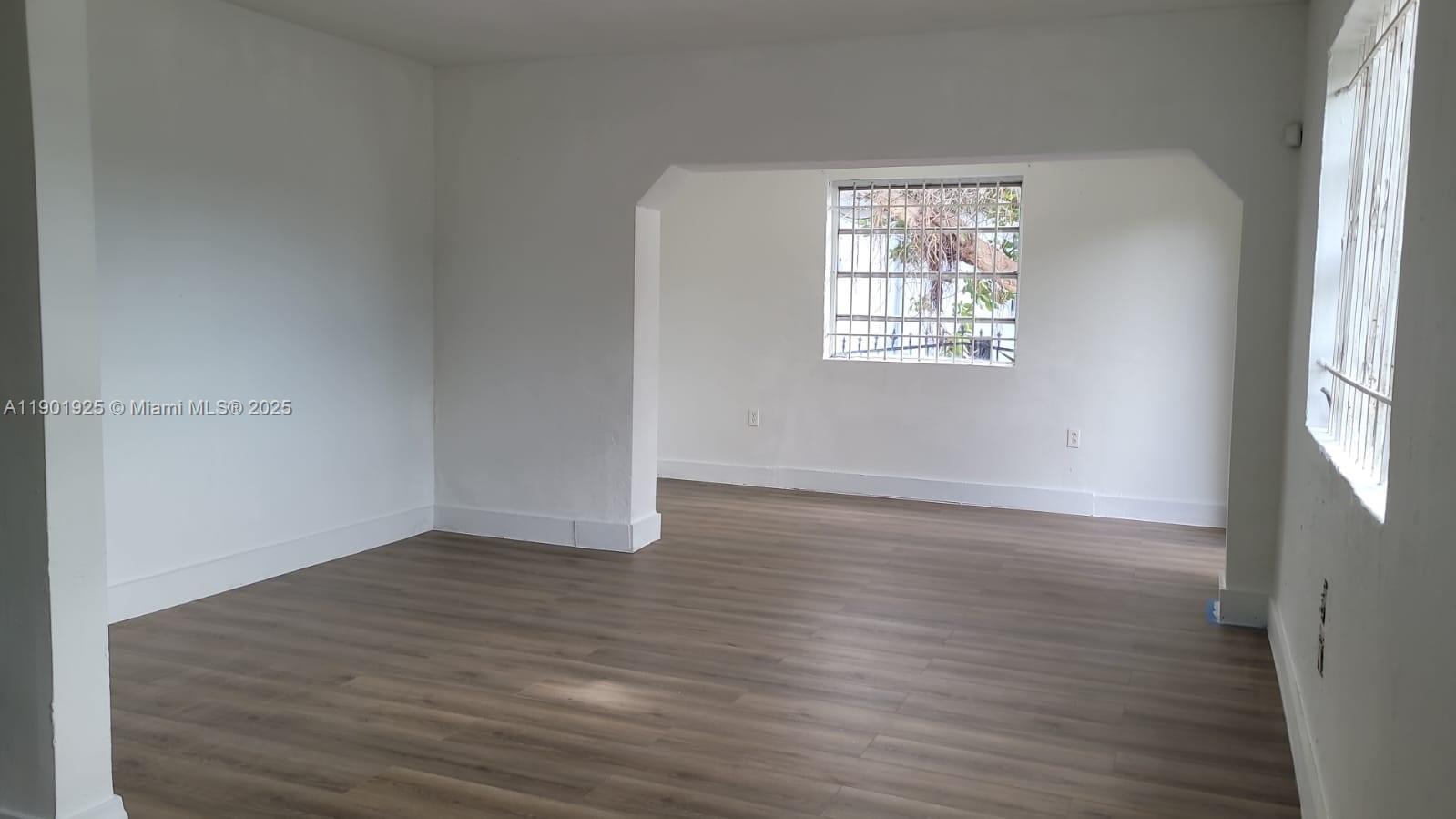 HOME OWNERS PARADISE - Residential