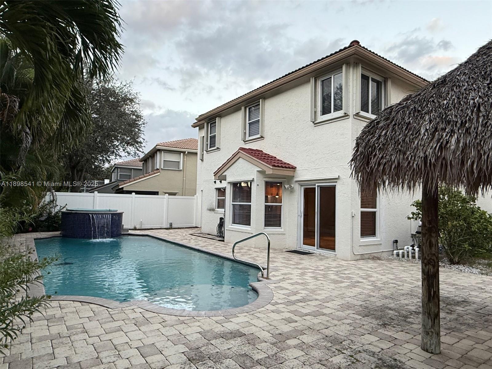 NAUTICA 1 - Residential
