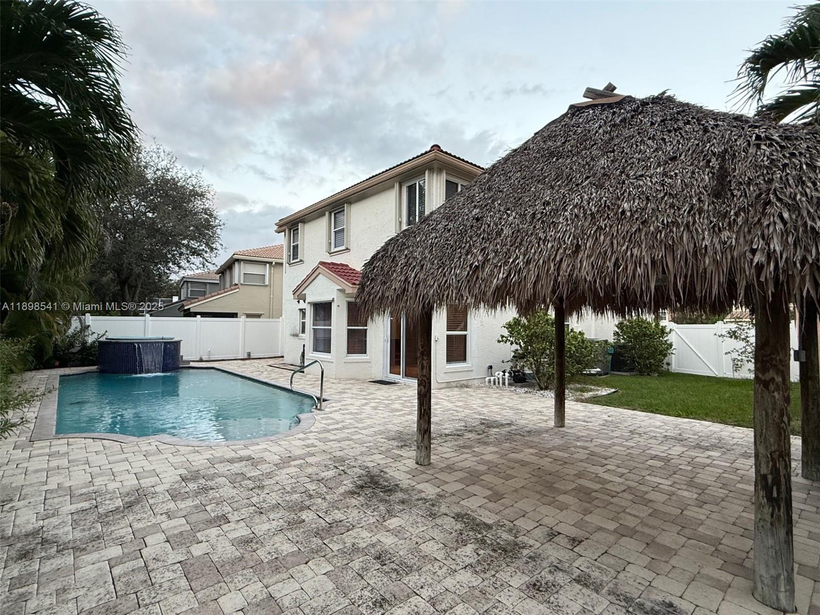 NAUTICA 1 - Residential