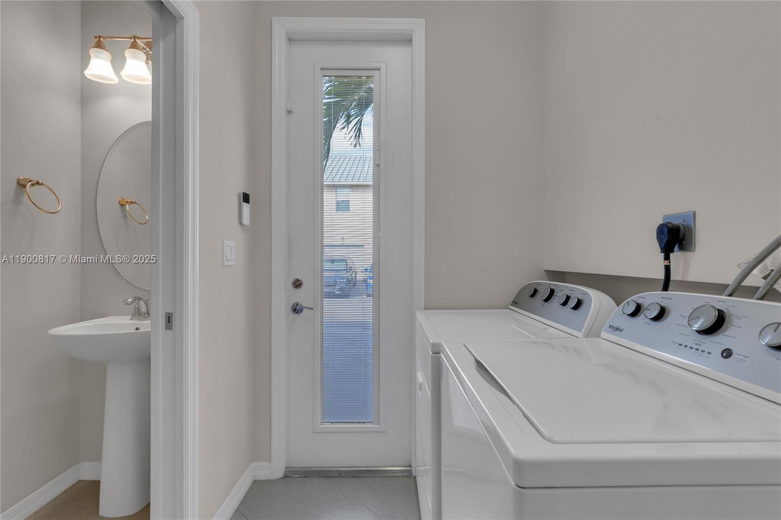 HILLCREST COUNTRY CLUB SO - Residential