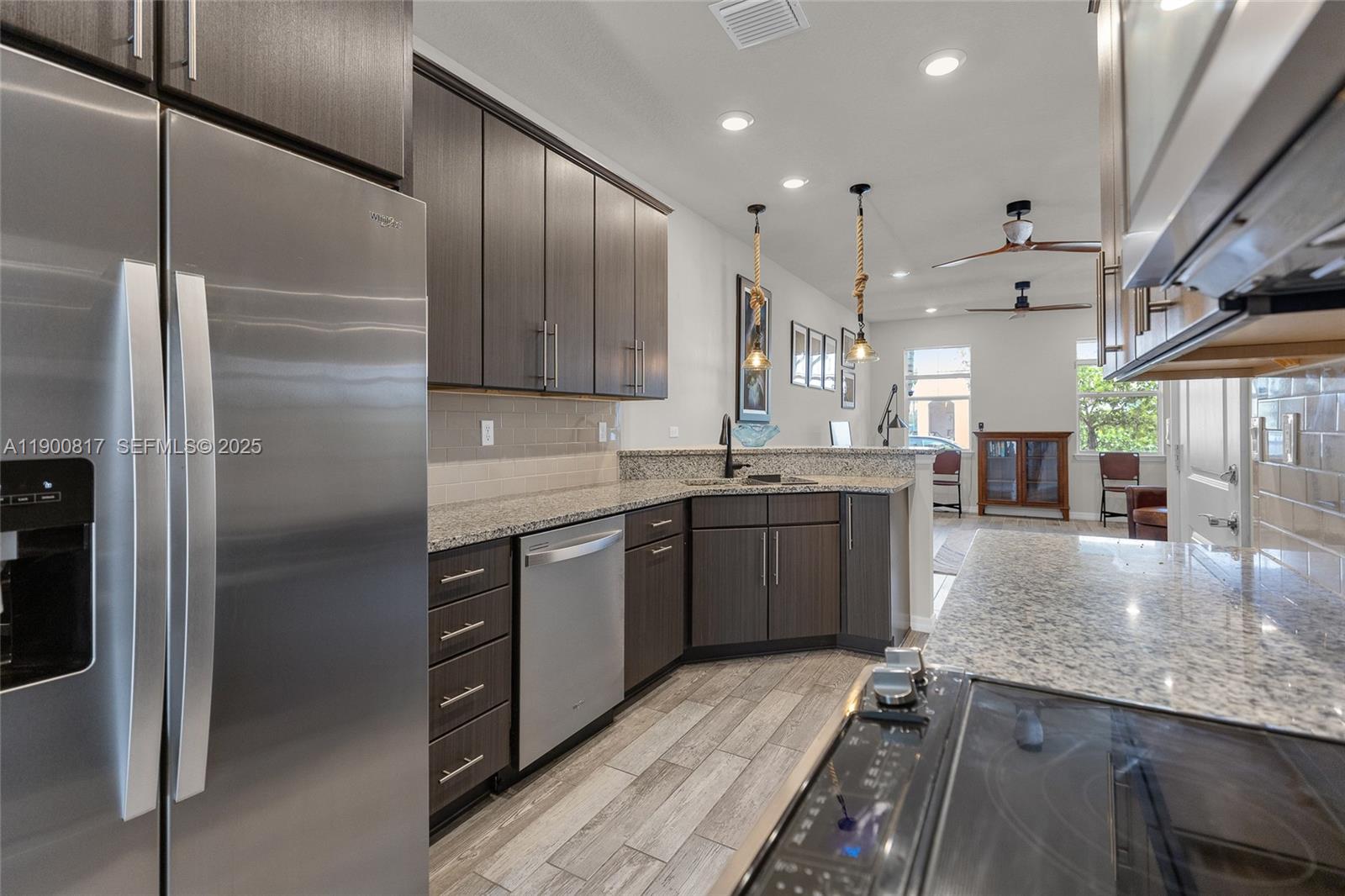 HILLCREST COUNTRY CLUB SO - Residential