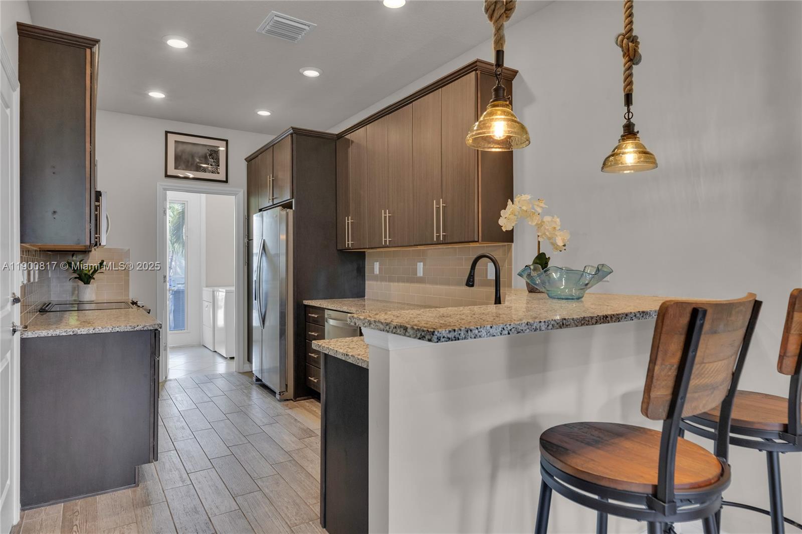 HILLCREST COUNTRY CLUB SO - Residential