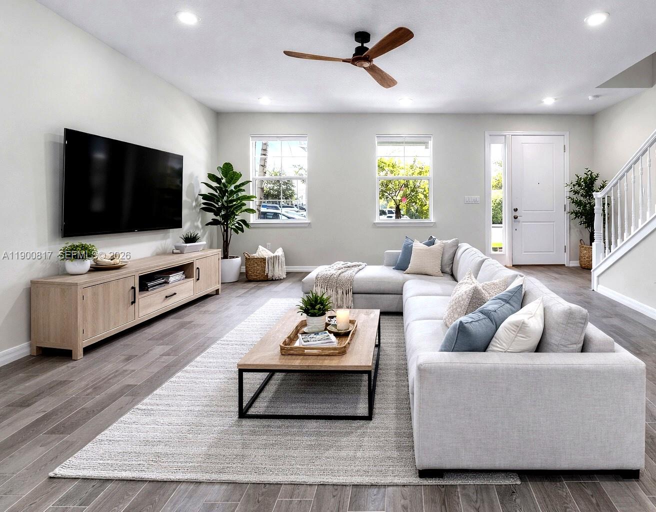 4810 Eucalyptus Dr 3