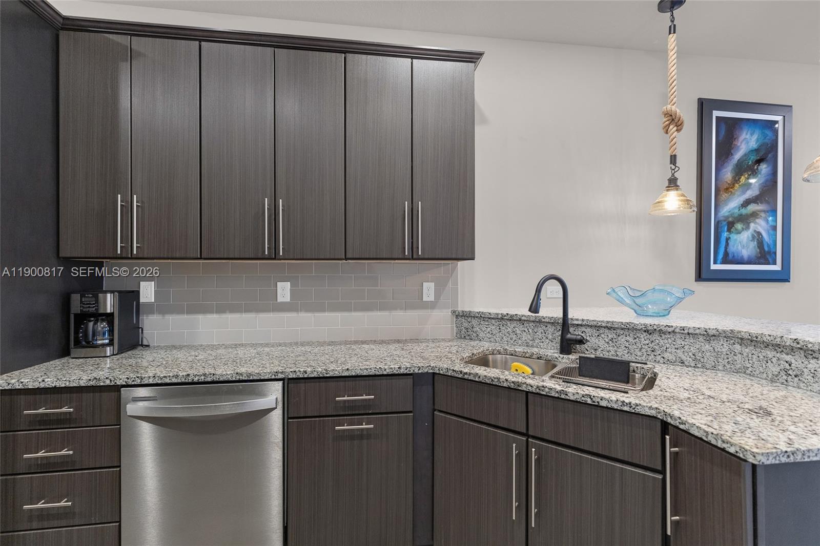 HILLCREST COUNTRY CLUB SO - Residential