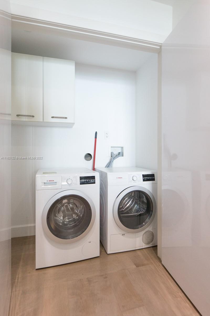 JADE RESIDENCES AT BRICKE - Residential