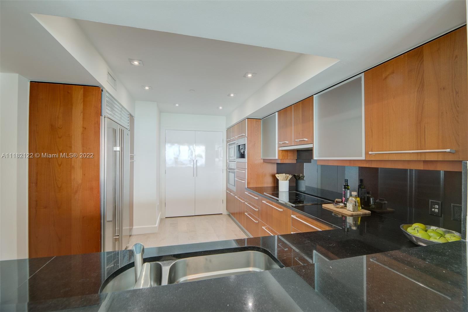 JADE RESIDENCES AT BRICKE - Residential