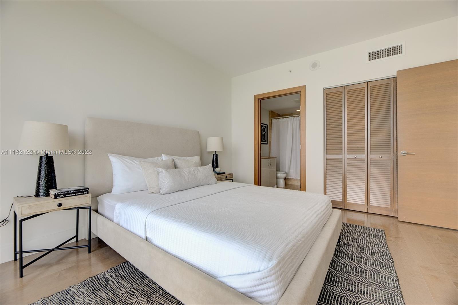 JADE RESIDENCES AT BRICKE - Residential