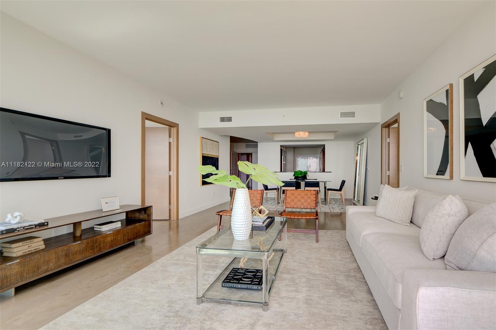 JADE RESIDENCES AT BRICKE - Residential