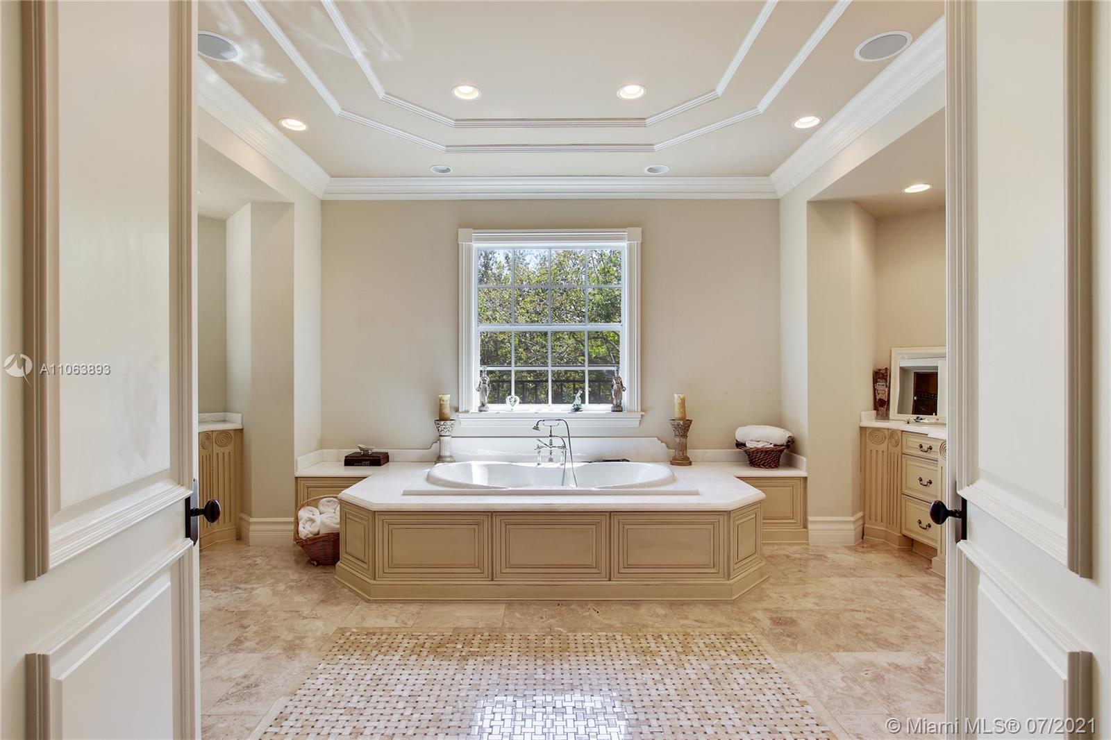 HELMS COUNTRY ESTATES ADD - Residential