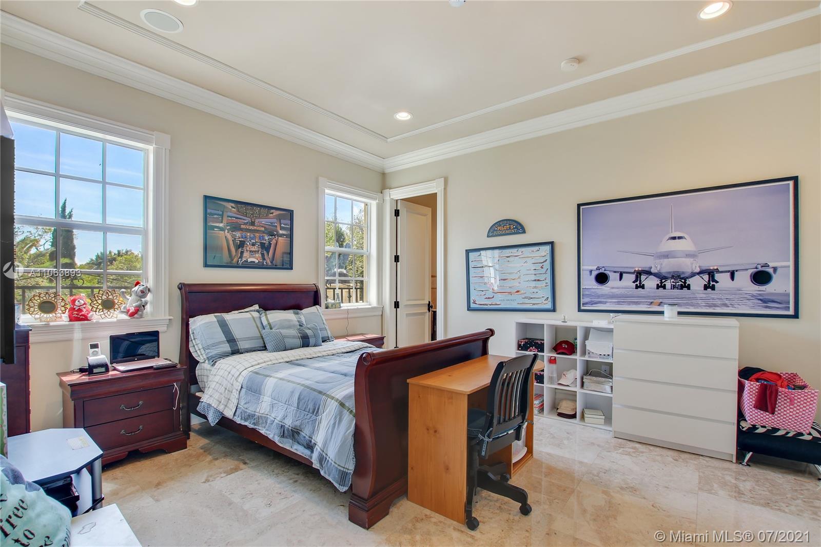 HELMS COUNTRY ESTATES ADD - Residential