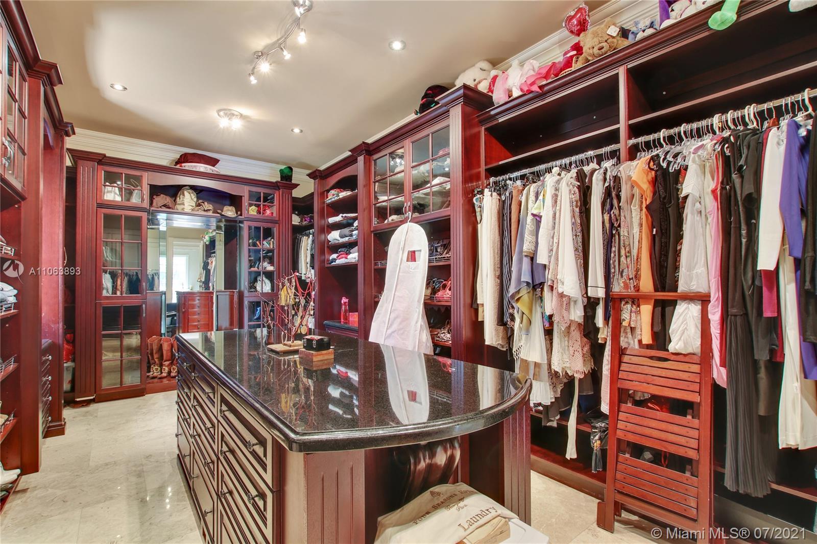 HELMS COUNTRY ESTATES ADD - Residential