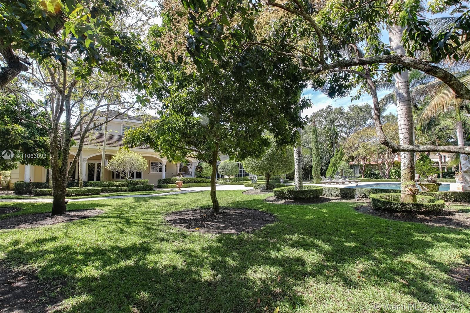 HELMS COUNTRY ESTATES ADD - Residential