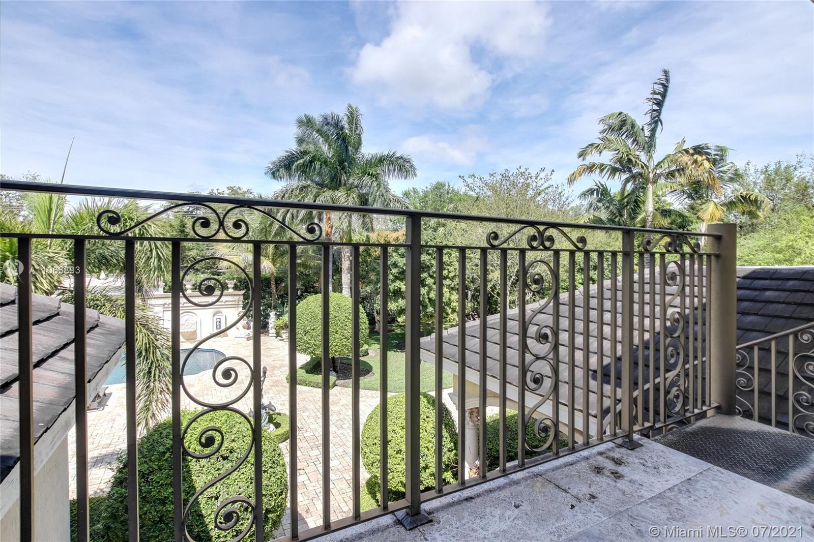 HELMS COUNTRY ESTATES ADD - Residential