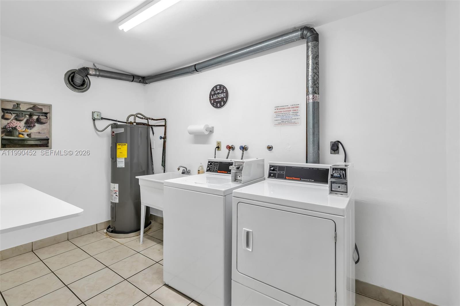 ROCAILLE CONDO APTS - Residential