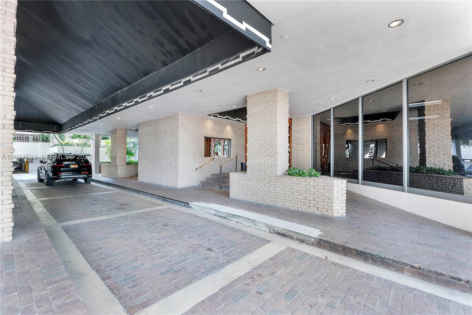 GROVE ISLE CONDO - Residential