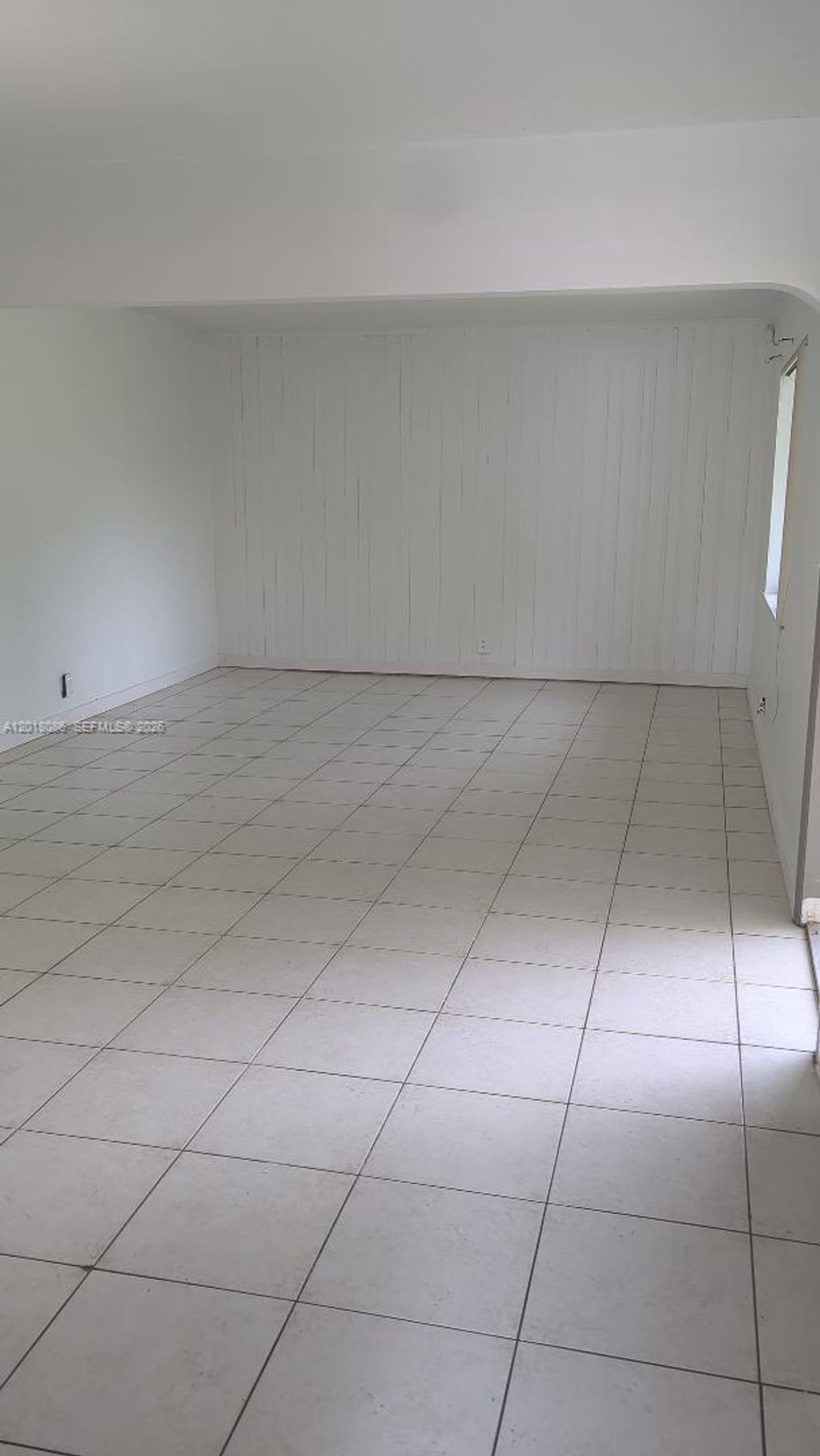Photo of Hollywood, FL 33020 (MLS # A12018086)