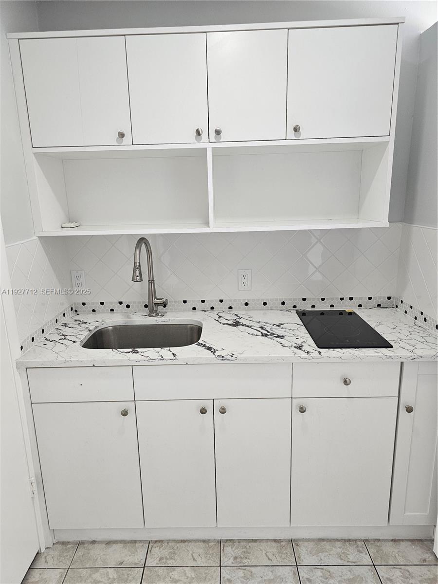 WEST HOLLYWOOD TRAILER CI - Residential Lease