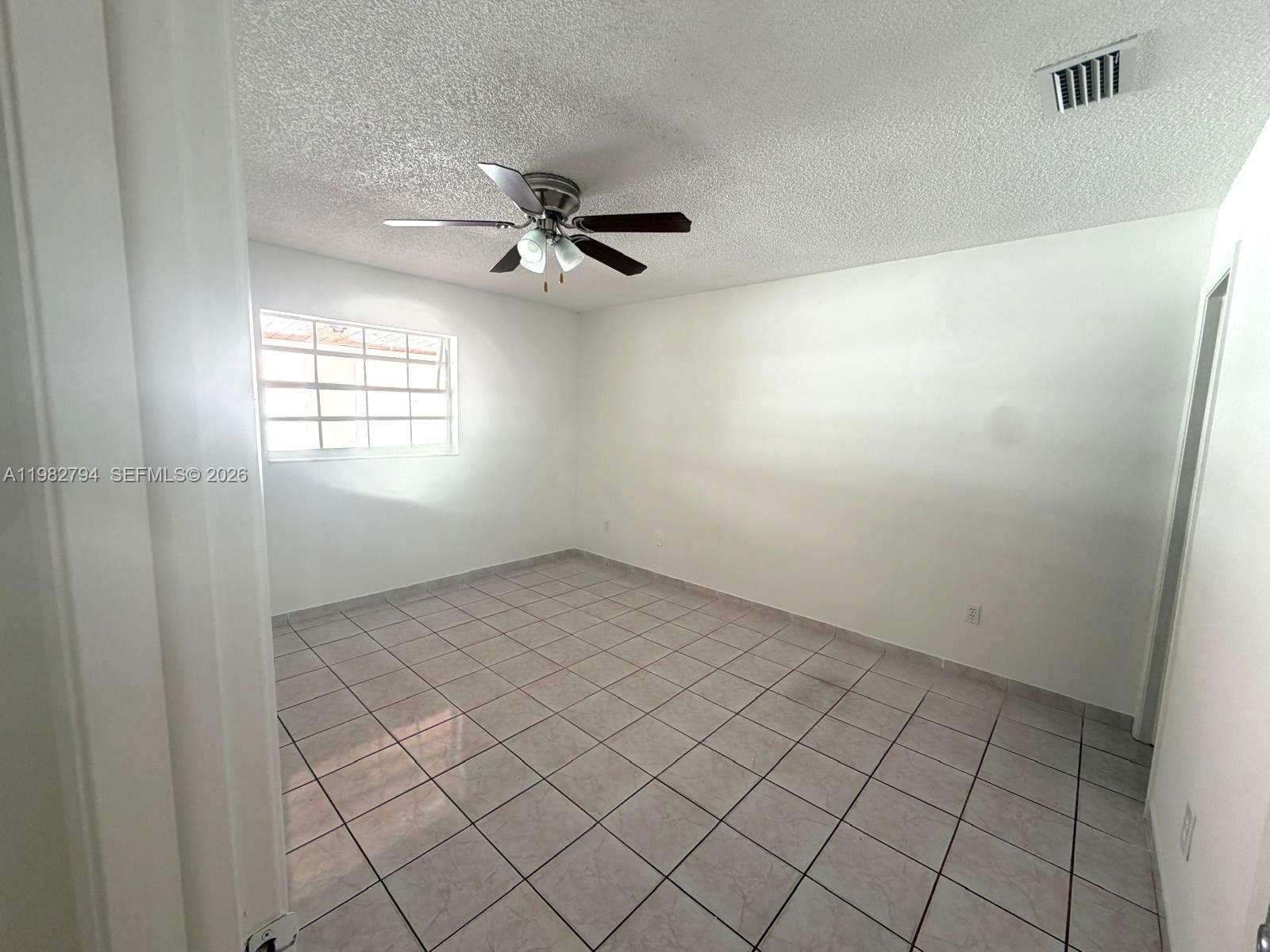 MICHELLE JARDINS - Residential Lease