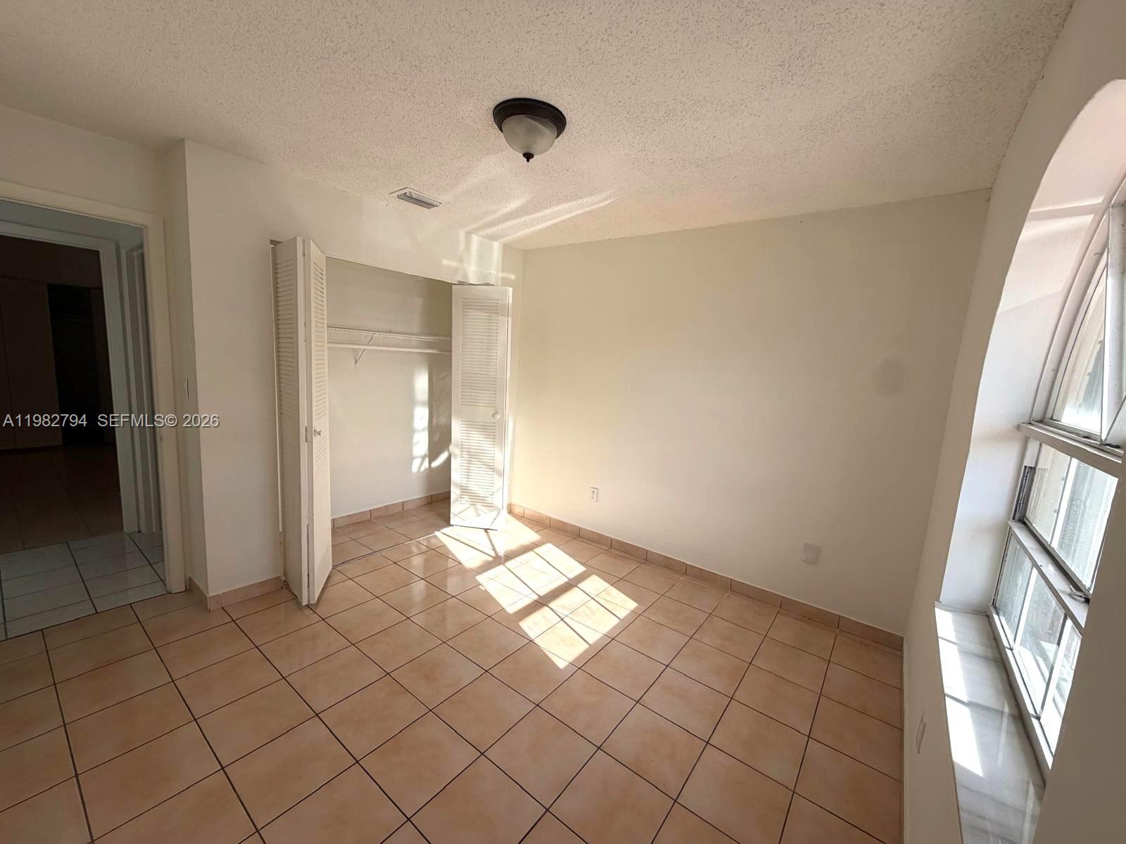 MICHELLE JARDINS - Residential Lease