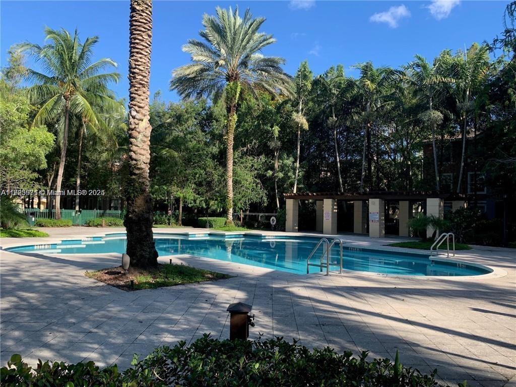 CYPRESS POINTE AT CORAL S - Residential