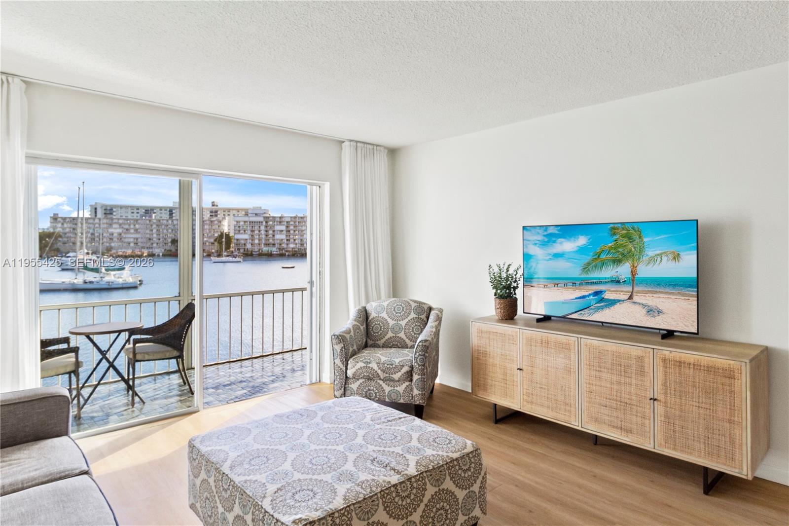 YACHT HARBOR APARTMENTS C - Residential