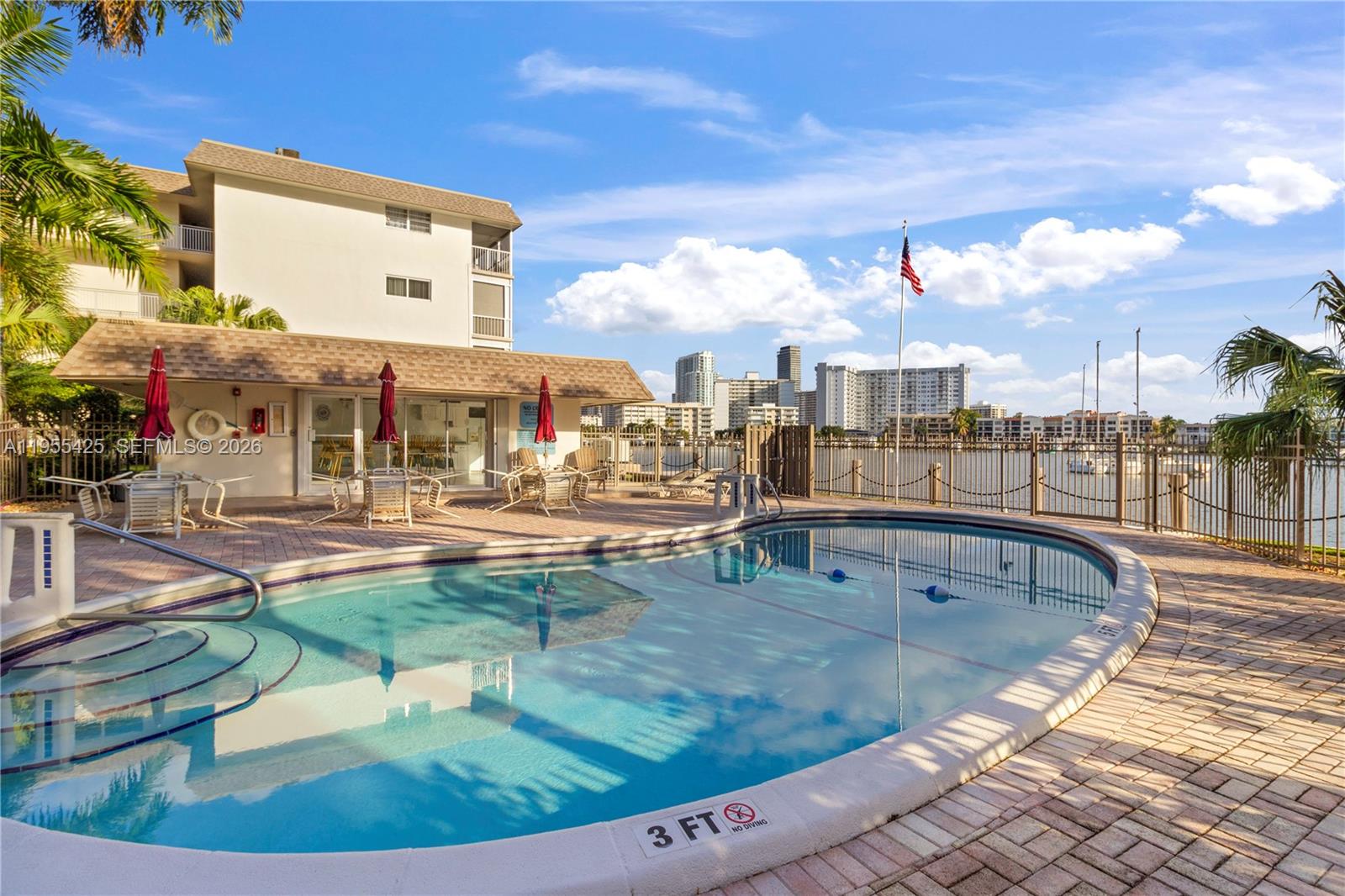 YACHT HARBOR APARTMENTS C - Residential