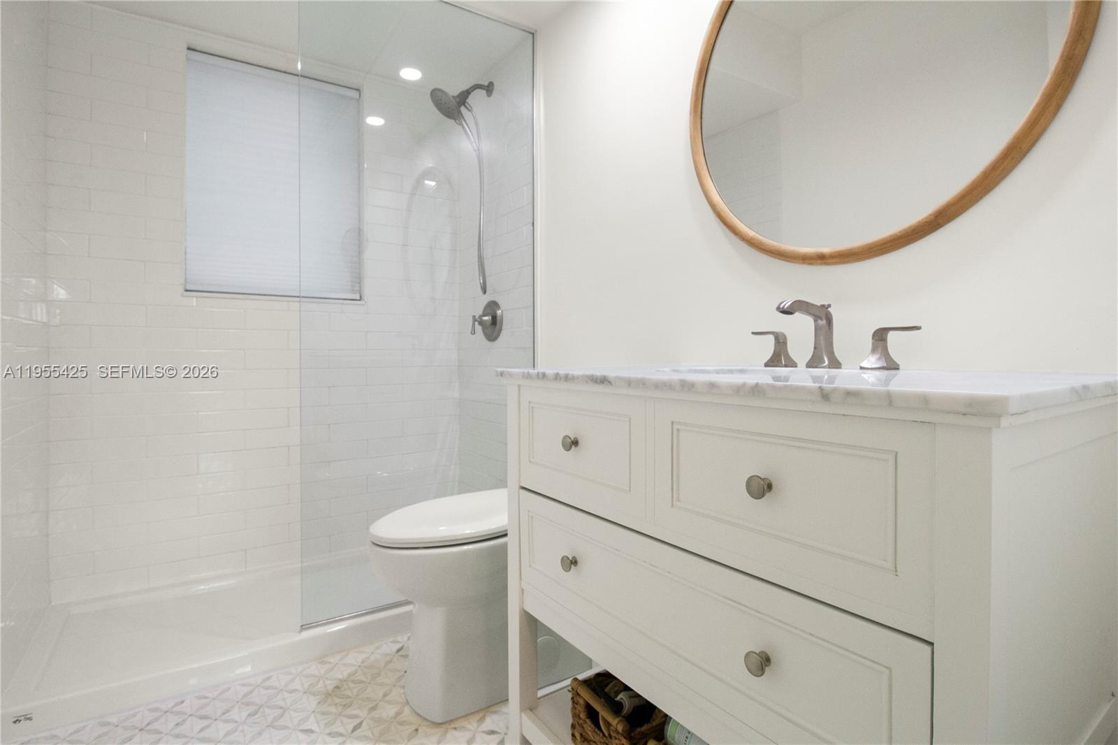 YACHT HARBOR APARTMENTS C - Residential