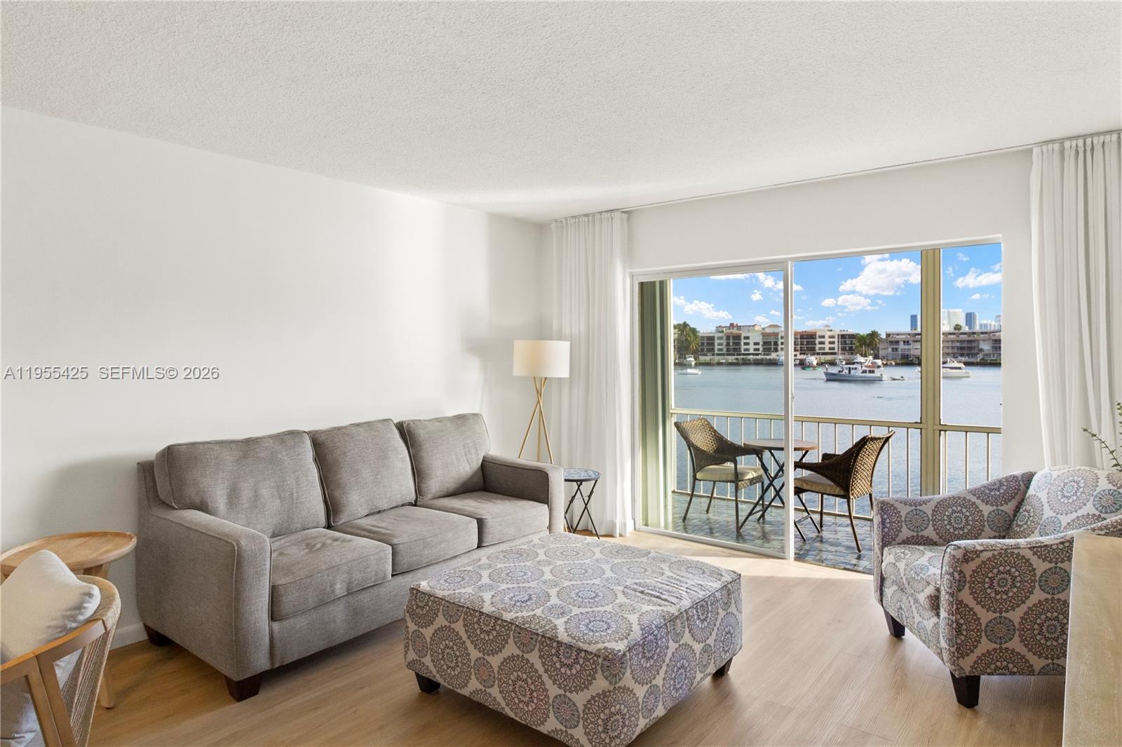 YACHT HARBOR APARTMENTS C - Residential