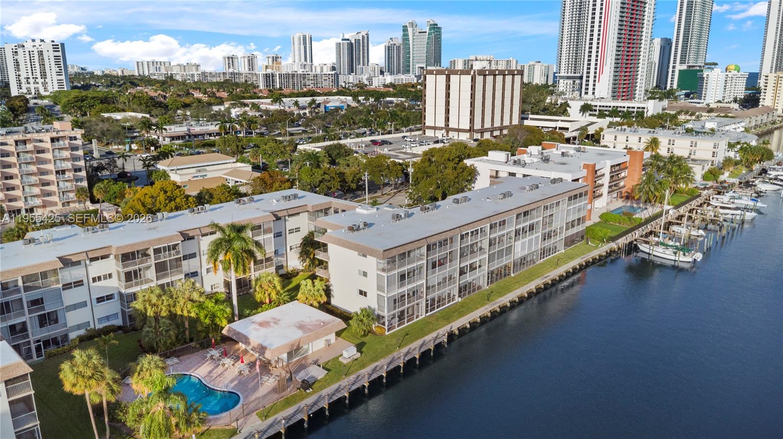 YACHT HARBOR APARTMENTS C - Residential