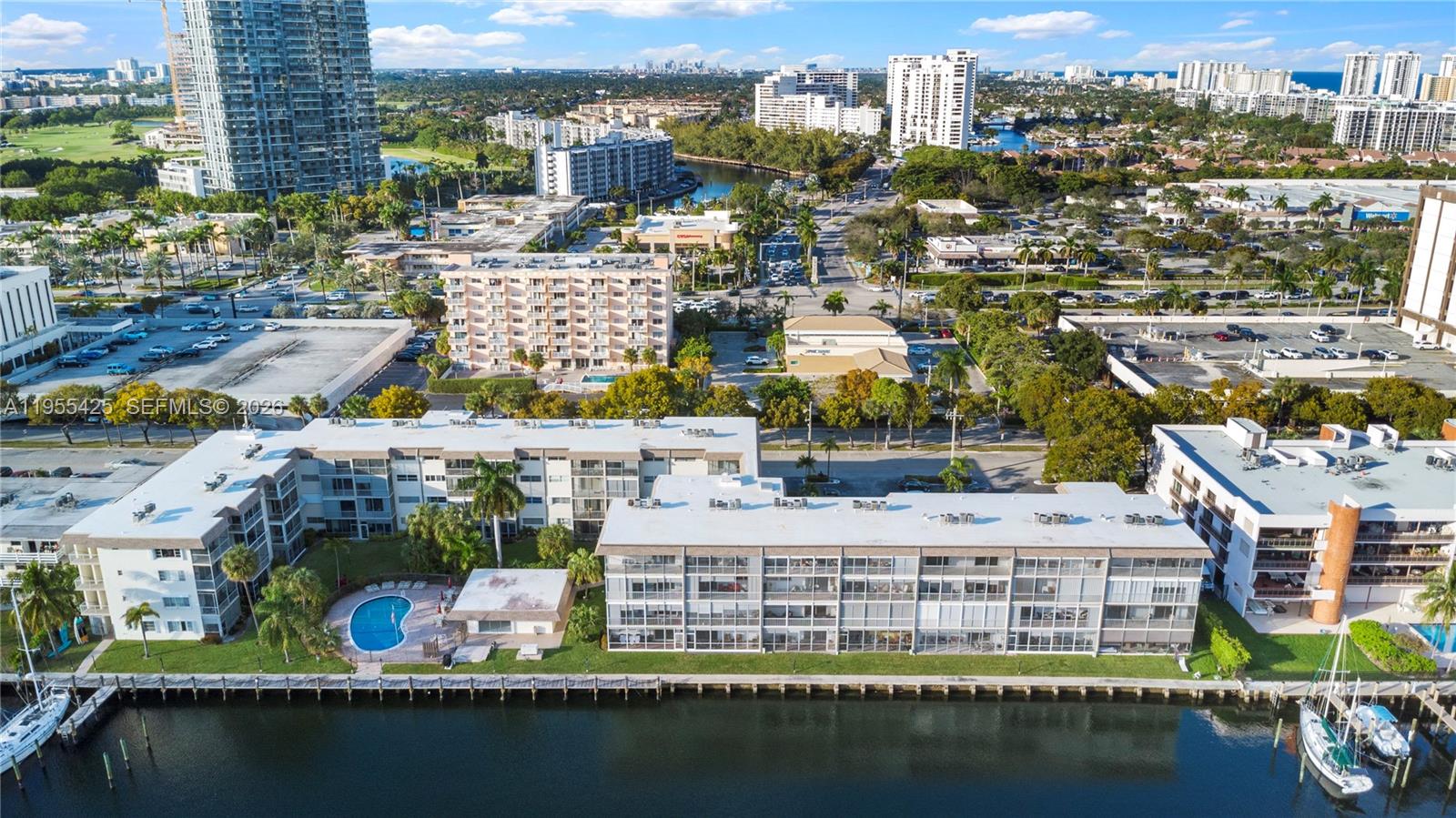 YACHT HARBOR APARTMENTS C - Residential