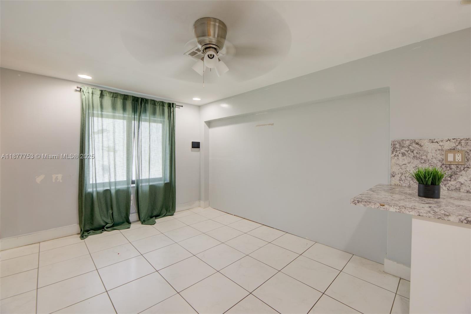 PLAT NO 1 OPA LOCKA - Residential