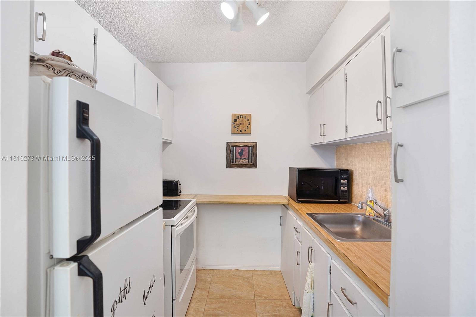 ROLEN LAKE GARDENS CO-OP - Residential